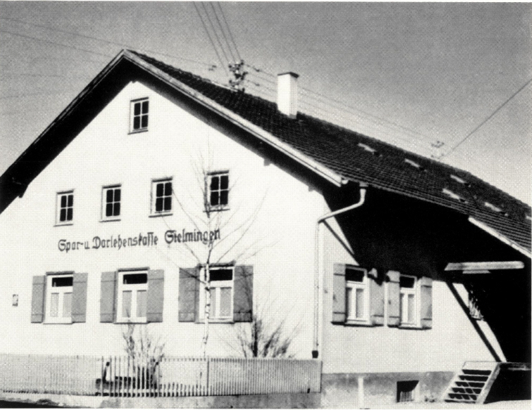 Bankgebäude der Spar- und Darlehenskasse Sielmingen im Jahr 1938.