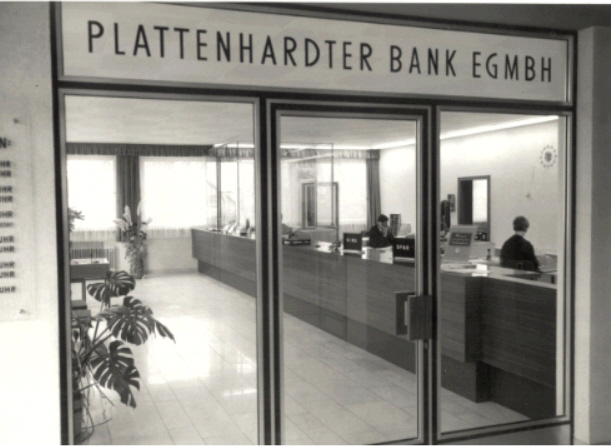 Servicebereich der Plattenahrdter Bank in den 80-er Jahren.